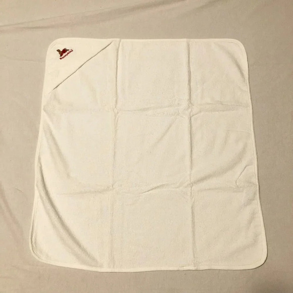 Royal Doulton Bunnykins Baby  Hooded Towel - Picture 4 of 16